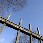 Sierhekwerk met hespenprofiel