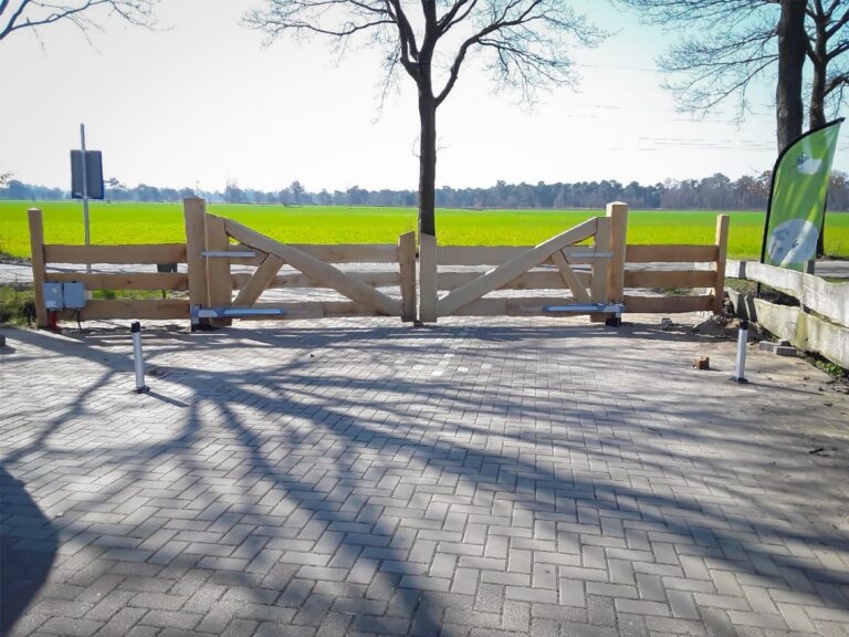 houten poorten met Fadini Kit HINDI lineaire poortopener