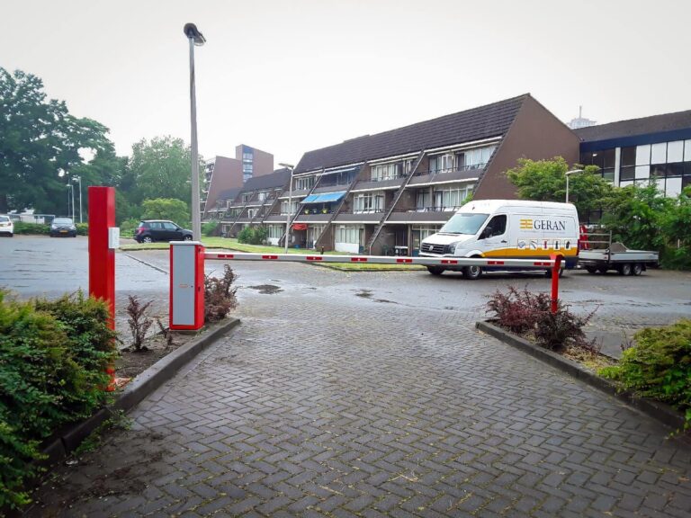 Parkeerterrein afsluiten met de Fadini BAYT 980 slagboom
