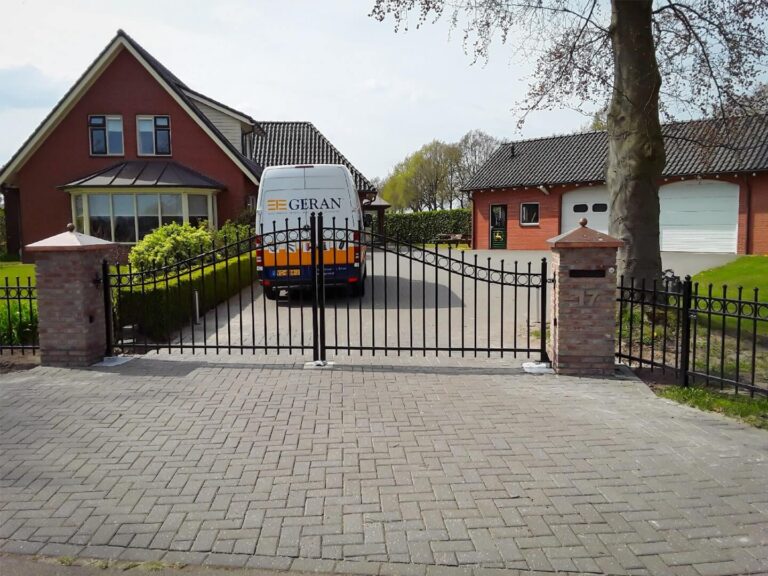 Geautomatiseerde poort met de Fadini Kit COMBI 740