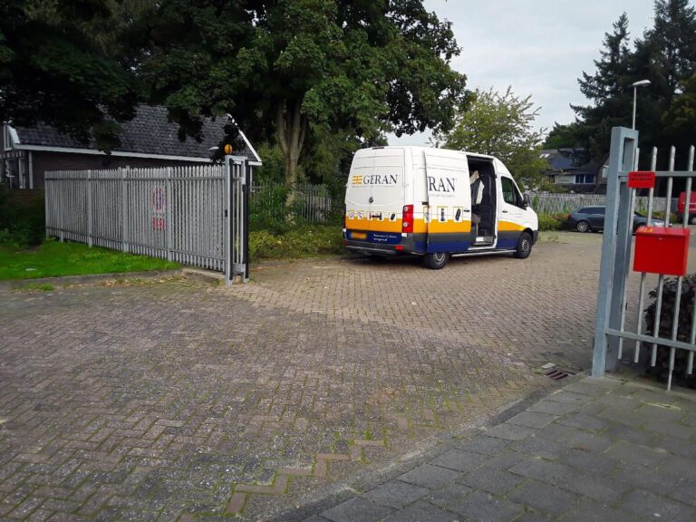Fadini JUNIOR 650 schuifpoortopener voor schuifpoort brandweerkazerne