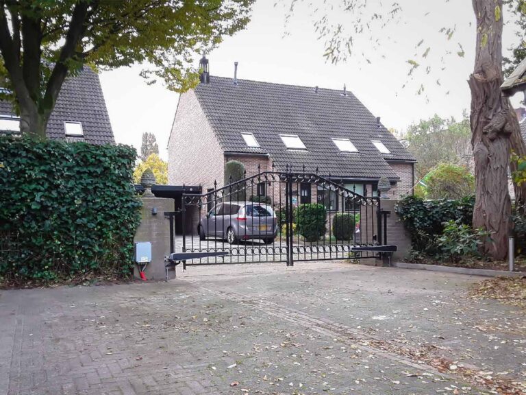 Bestaande poort automatiseren met de Comunello Kit ABACUS 500