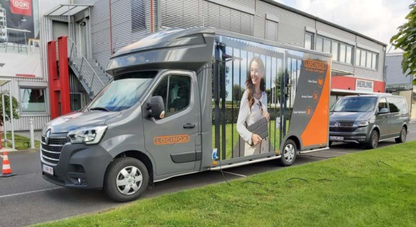 Locinox Roadshow Bus