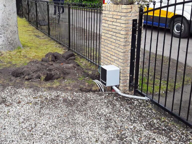 Poort automatiseren met de Kit CONDOR 350 van Comunello