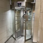 Triton glazen tourniquet manshoog octogonaal