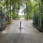 Handmatig inzinkbare paal met reflectie
