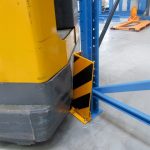 Aanrijdbeschermingshoek stelling - Staal - Geel zwart - opschroefbaar