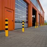 Schake aanrijdpaal - Beschermpaal geel zwart - 193 mm - In beton storten