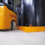 Stalen magazijn stootrand - Beschermrand - Opschroefbaar