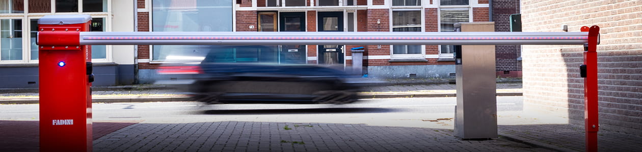 Zo regel je gecontroleerde toegang tot een parkeerplaats